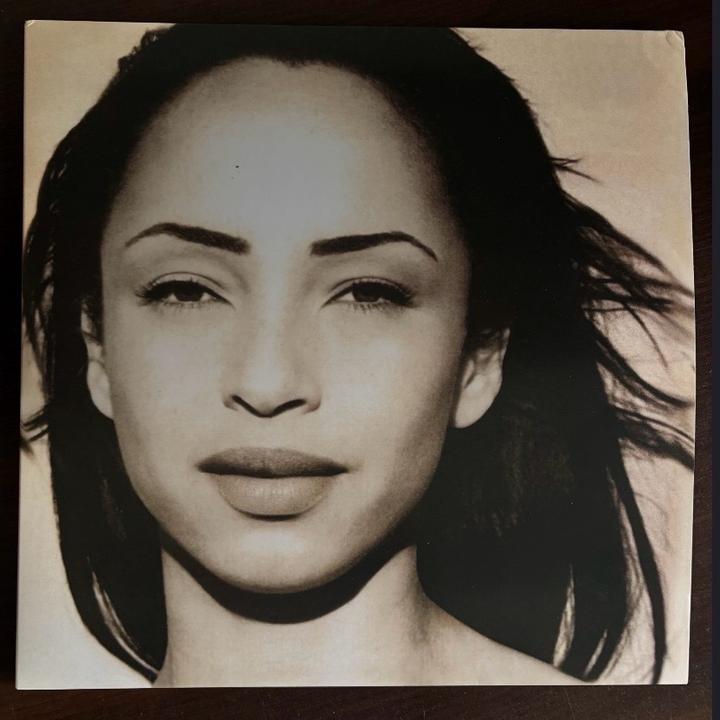 Виниловая пластинка “Sade – The Best of”