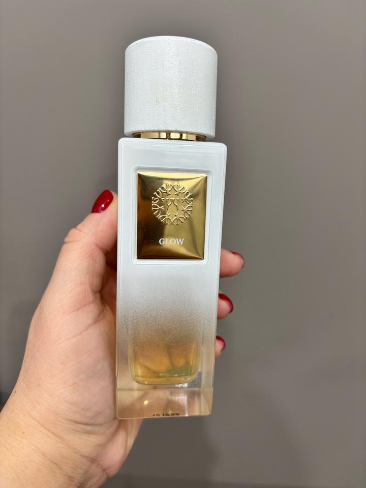 Продам , не хватает 15 -20 мл