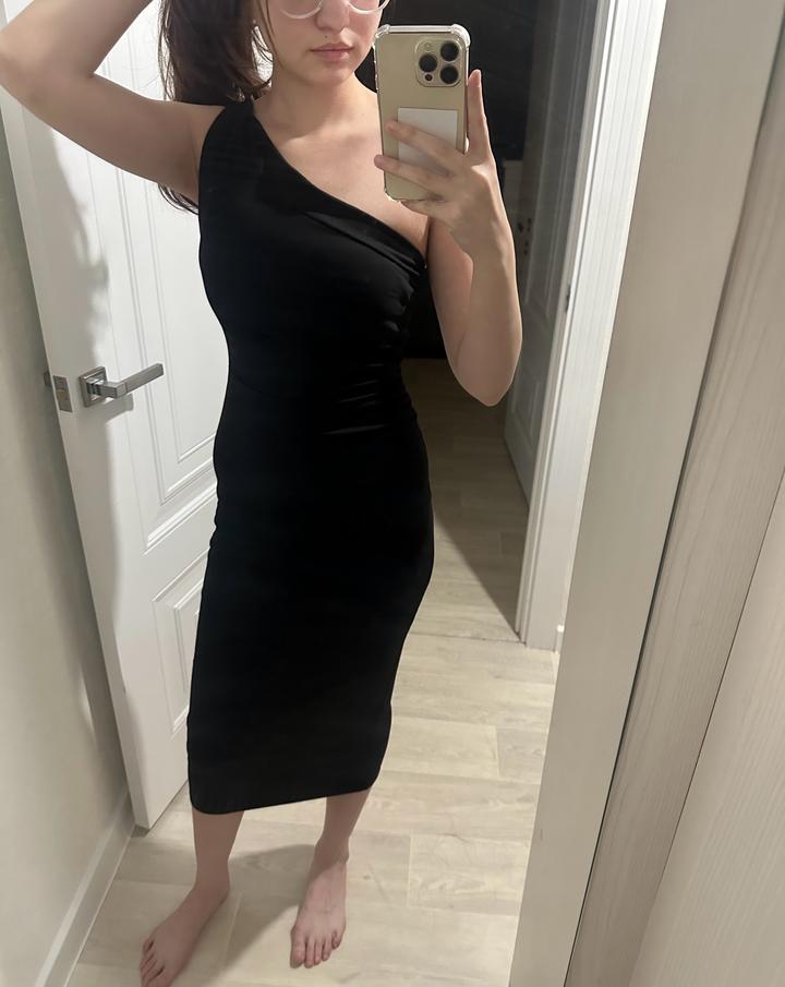 Черное платье Zara