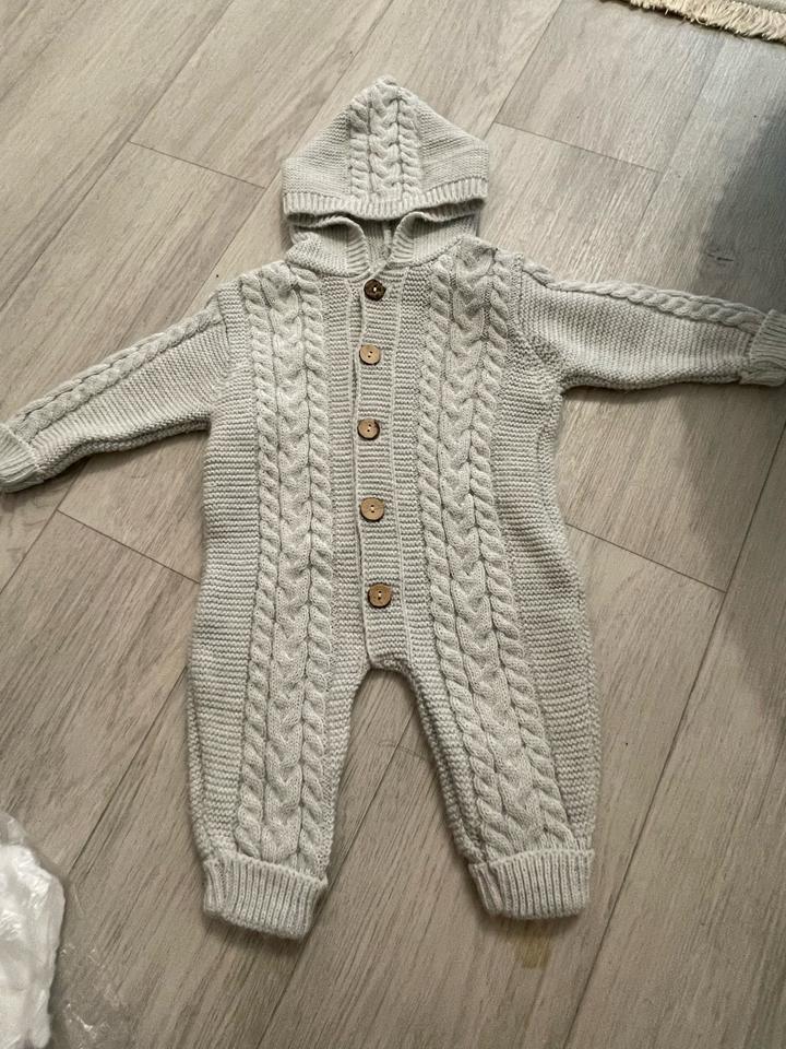 Вязаный комбинезон