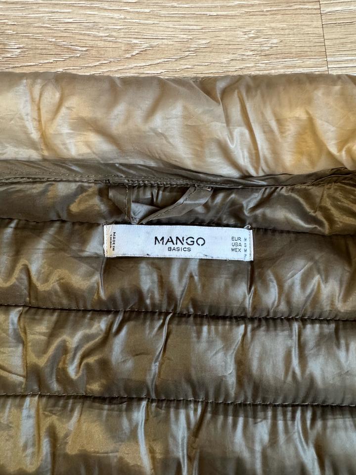Куртка на пуху от Mango. Размер S/M