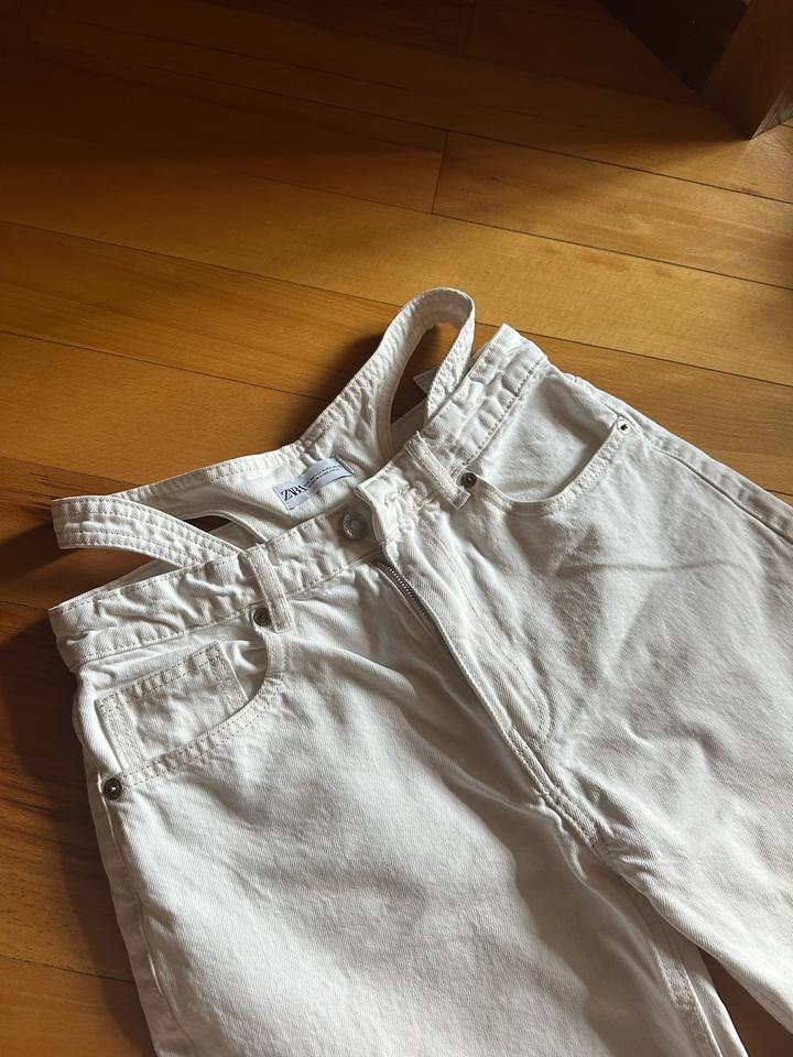 Джинсы Zara