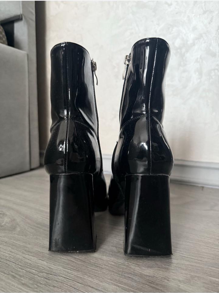 Сапоги reserved