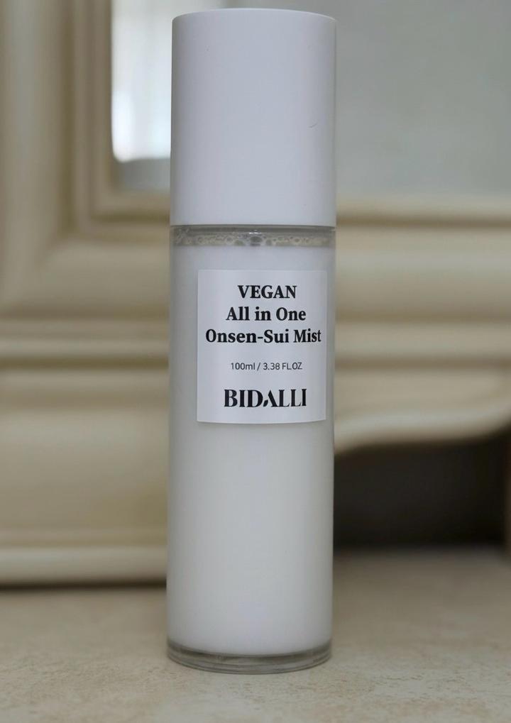 УВЛАЖНЯЮЩИЙ МИСТ-ЭССЕНЦИЯ ДЛЯ ЛИЦА VEGAN ALL IN ONE ONSEN-SUI MIST 100 МЛ
