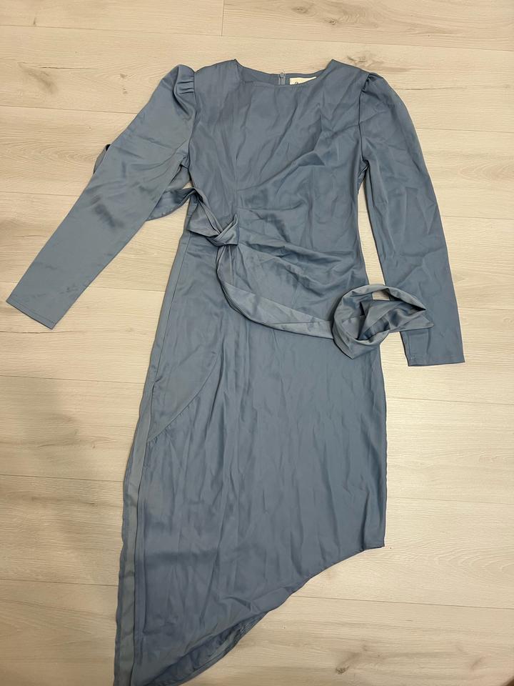 Платье вечернее