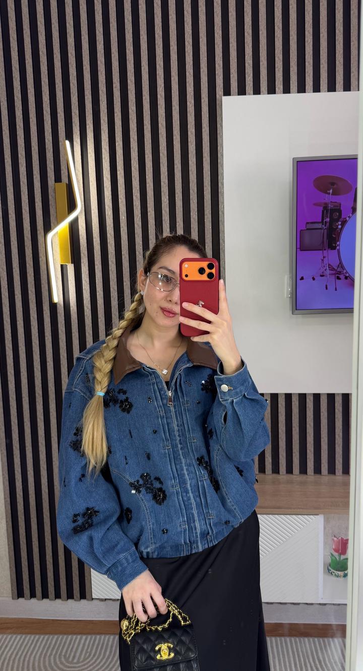 Бомбер джинсовый