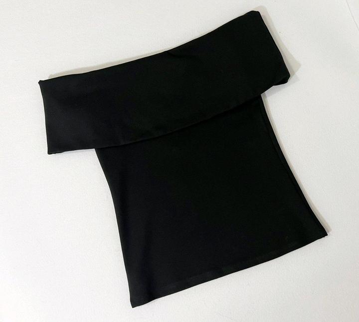 Новый топ футболка S 44 р off-the-shoulders top со спущенными плечами