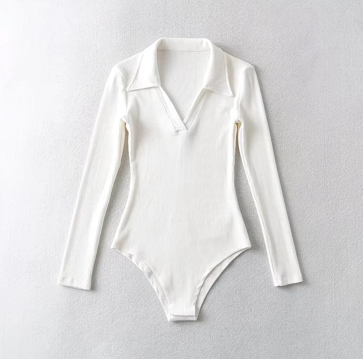 белое боди с длинными рукавами