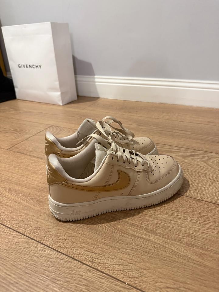 Nike кроссовки