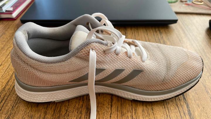 Спортивные кроссовки Adidas Bounce 37,5