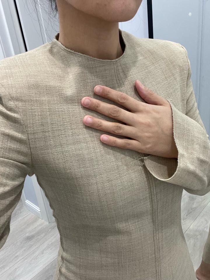 Платье Зара строгого силуэта