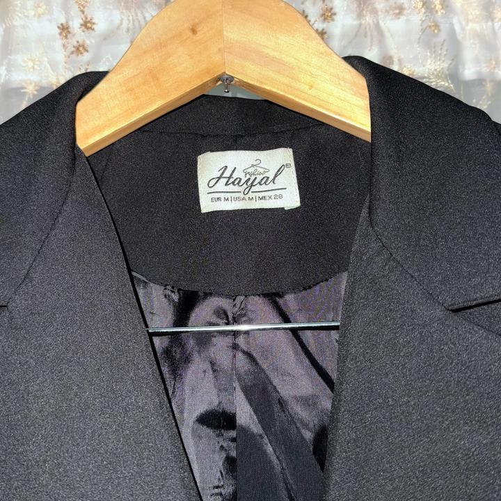 Черный пиджак