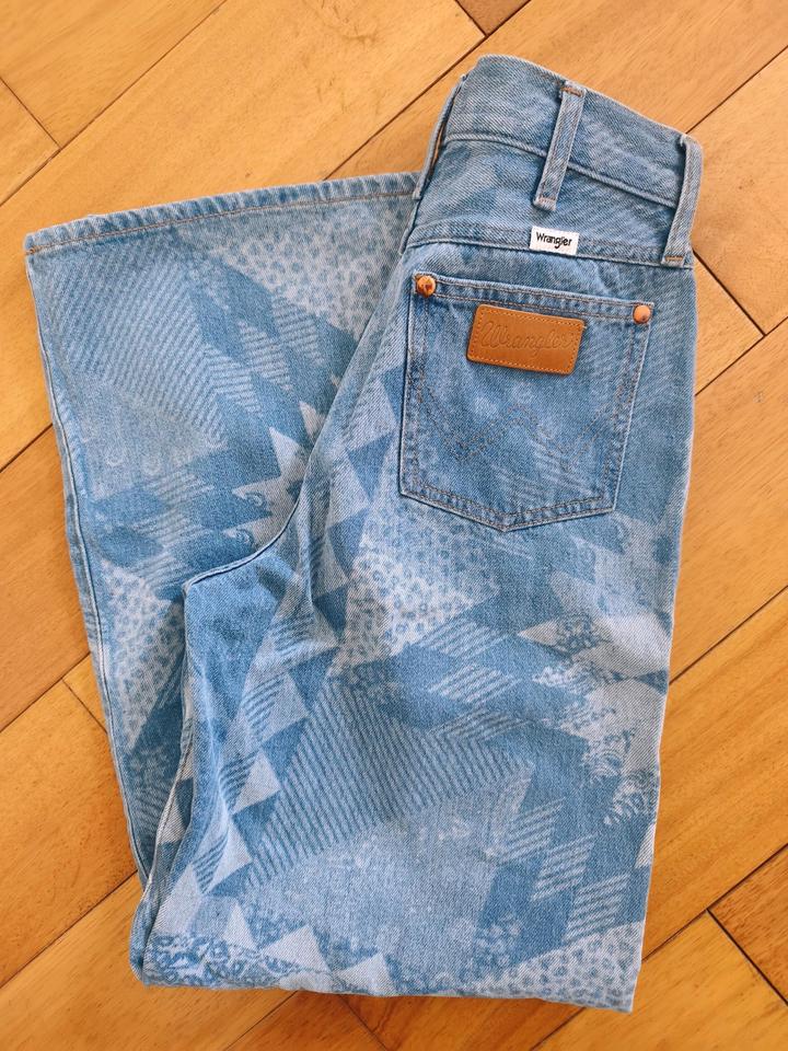 Джинсы Wrangler
