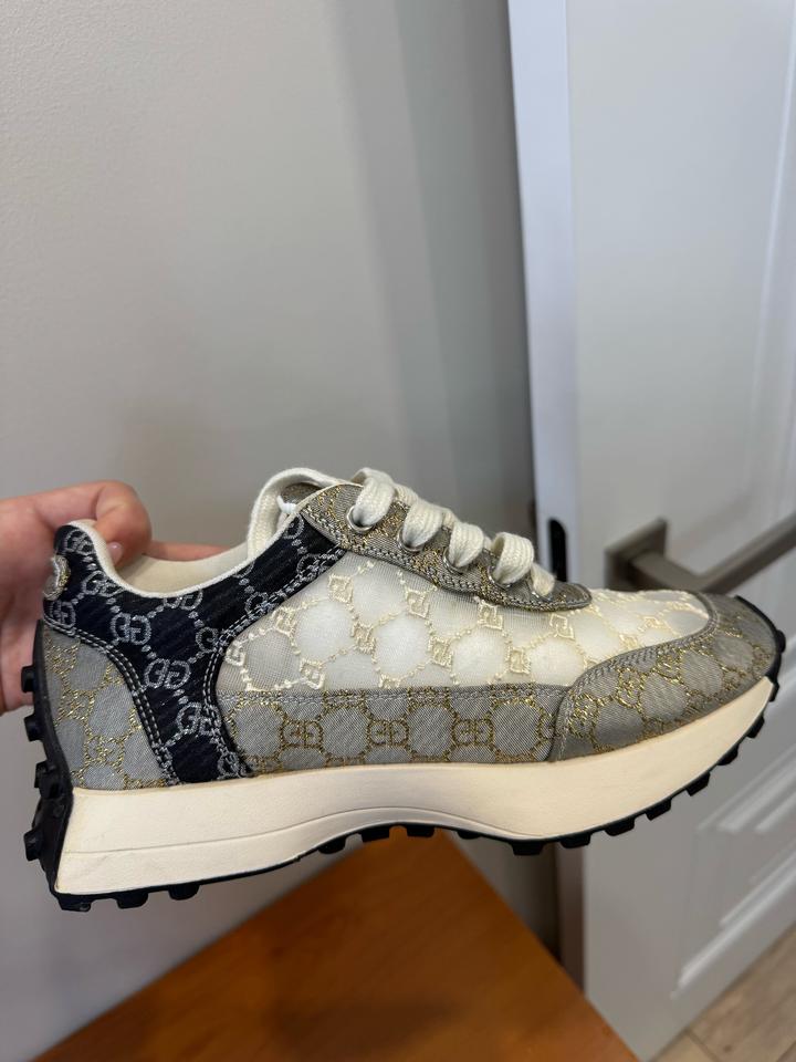 Летние кроссовки