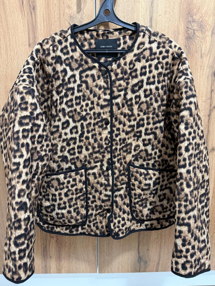 Стеганный бомбер