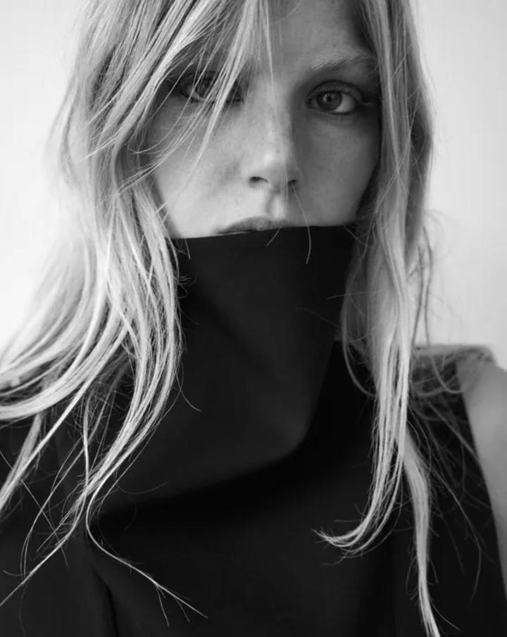 Платье Zara с шалевым воротником