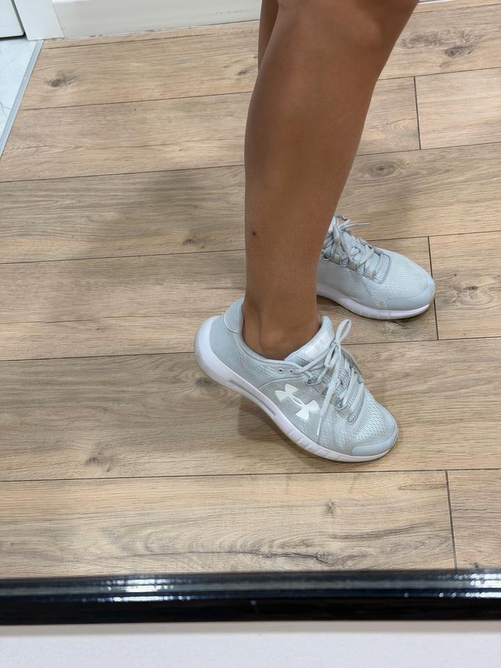 Кроссовки under armour