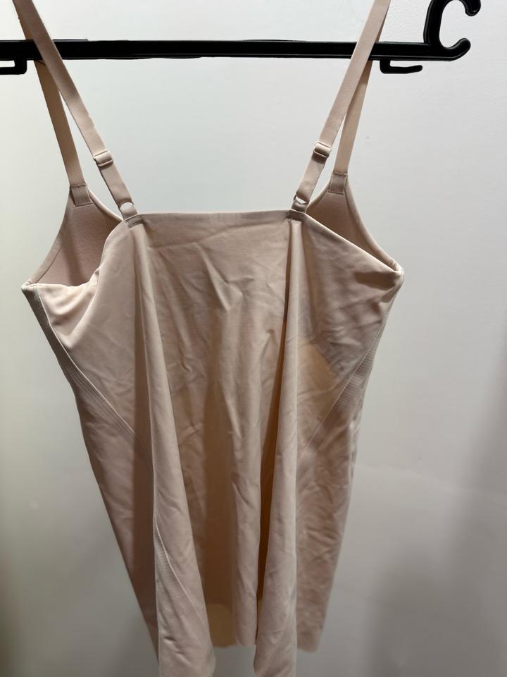 Майка с бра Uniqlo