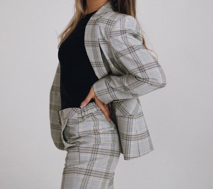 Брючный костюм