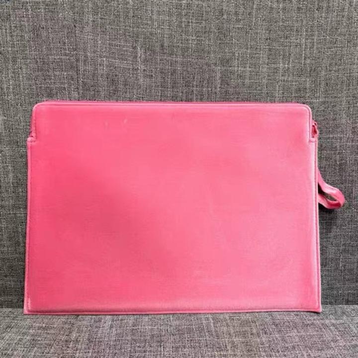 Косметичка Valentino