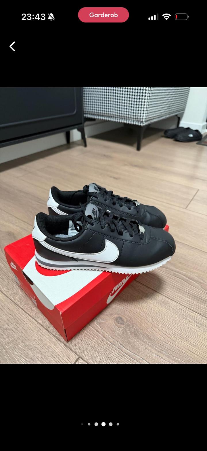 Nike Cortez