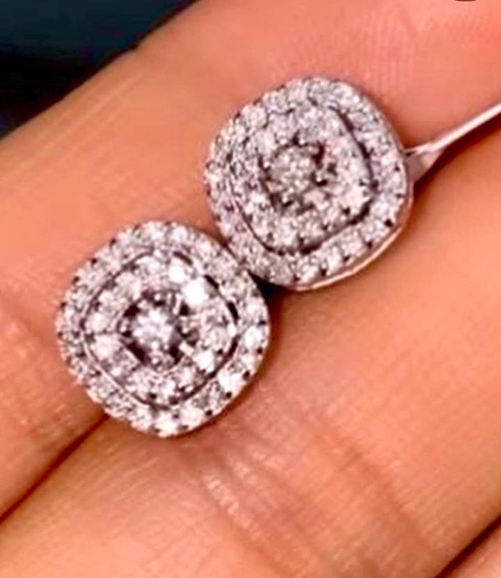 Новые бриллиантовые пусеты от Deberquem Jewelry