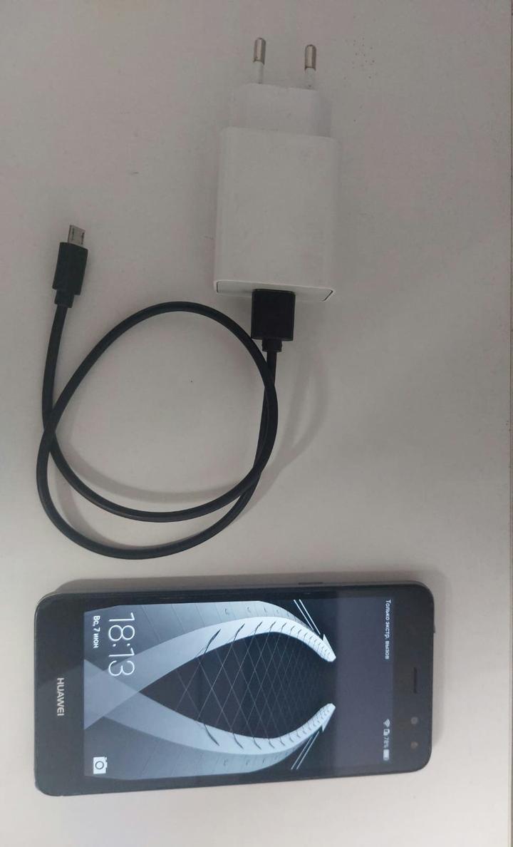 Сотовый телефон Huawei MYA-L22
