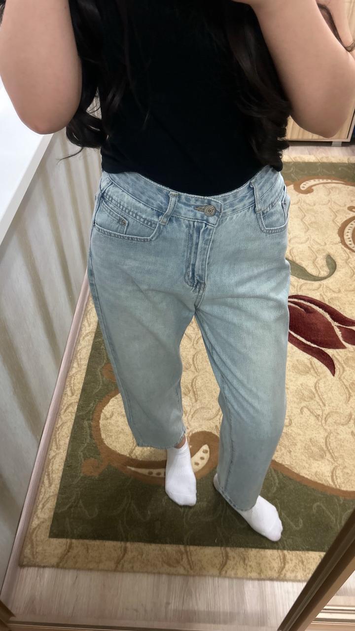 Джинсы голубые