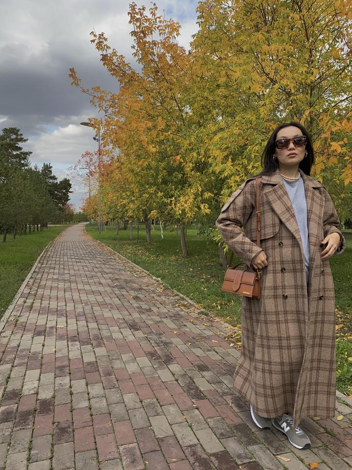 пальто от казахстанского бренда Aya Rabbim