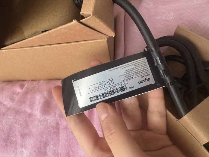 Новый Dyson Airstrait