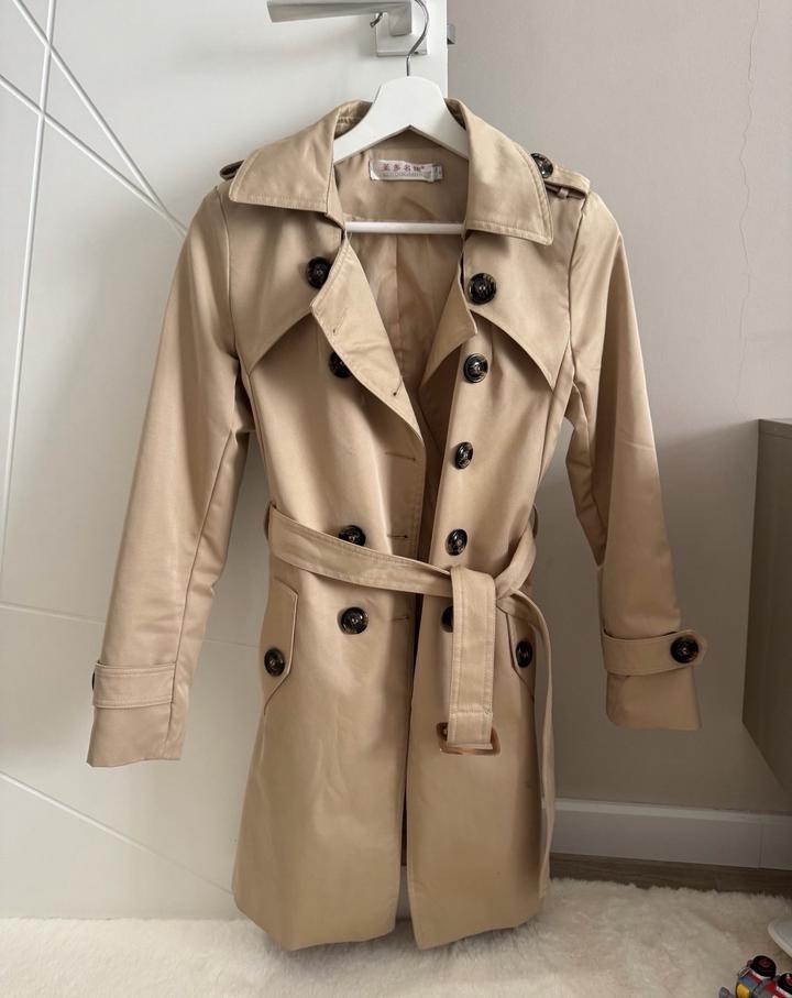 Тренч женский бежевый