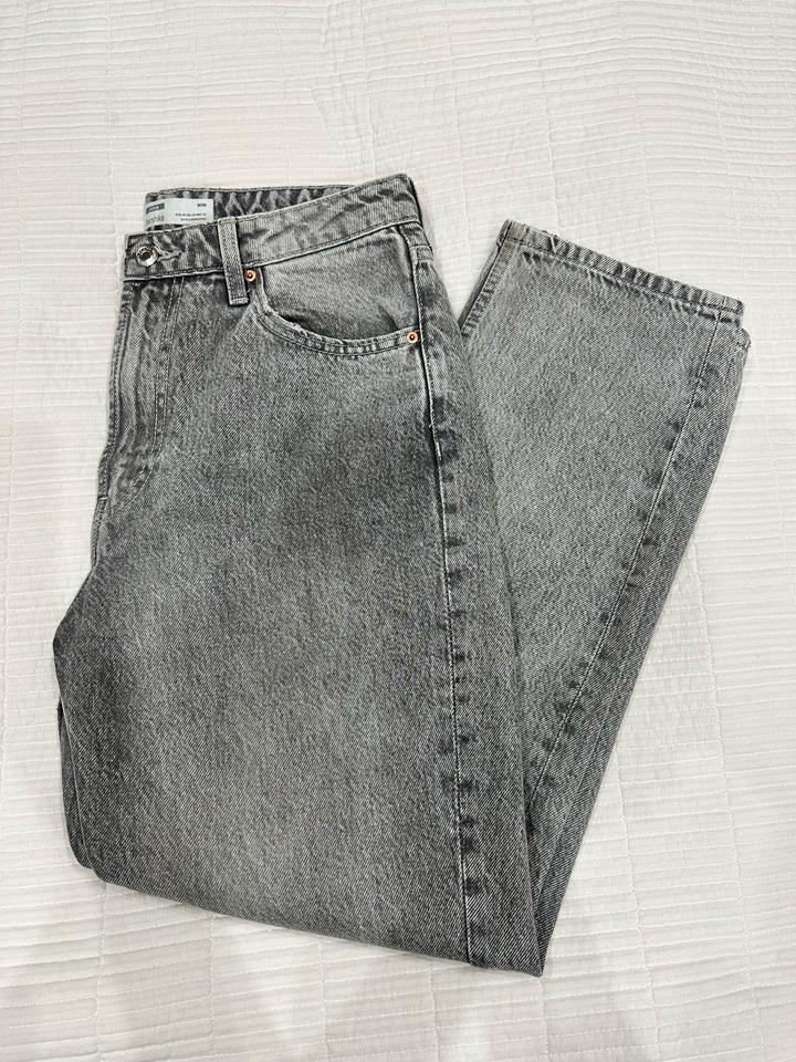 Джинсы Bershka