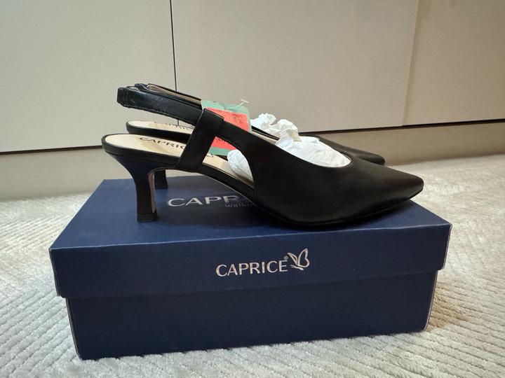 Черные туфли Caprice