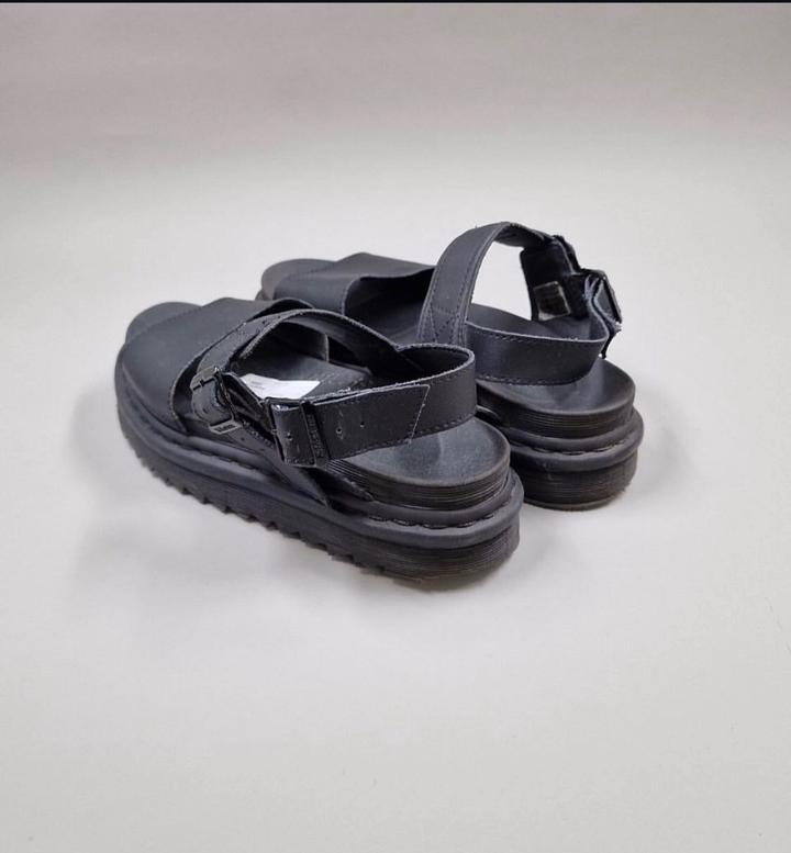 Сандалии Dr.Martens