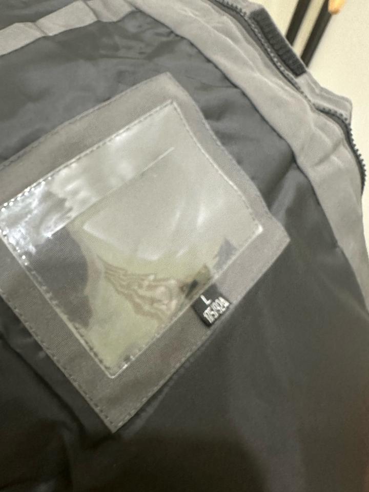 Продаю куртку зимняя