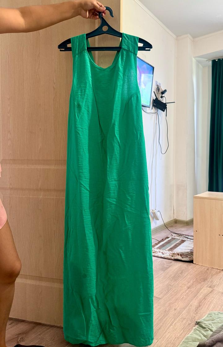 Летнее зеленое платье