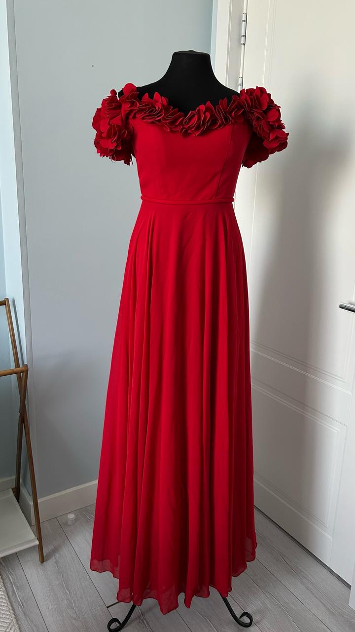 Вечернее платье