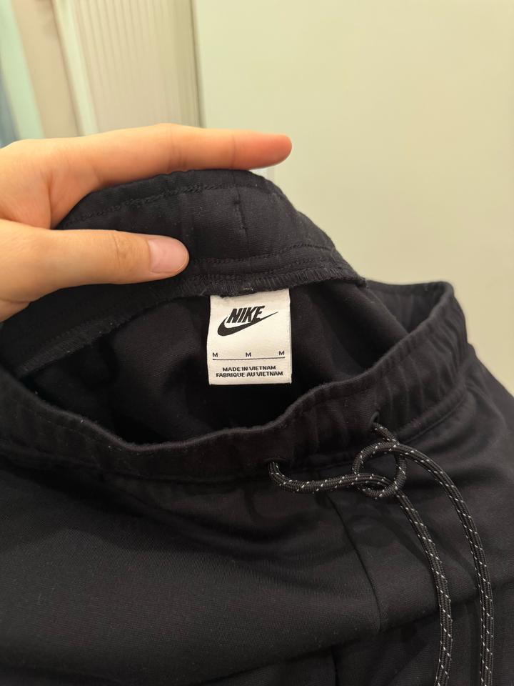 Nike tech fleece брюки