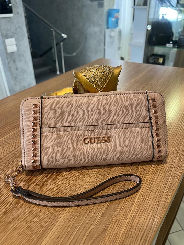 Женское оригинальное портмоне Guess
