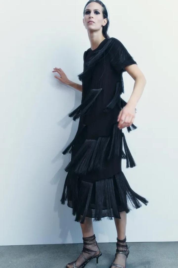 Платье с бахромой