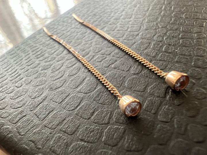 Серьги гвоздики цепочки висячие