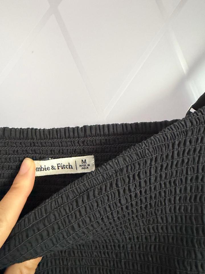 Черное платье Abercrombie & Fitch