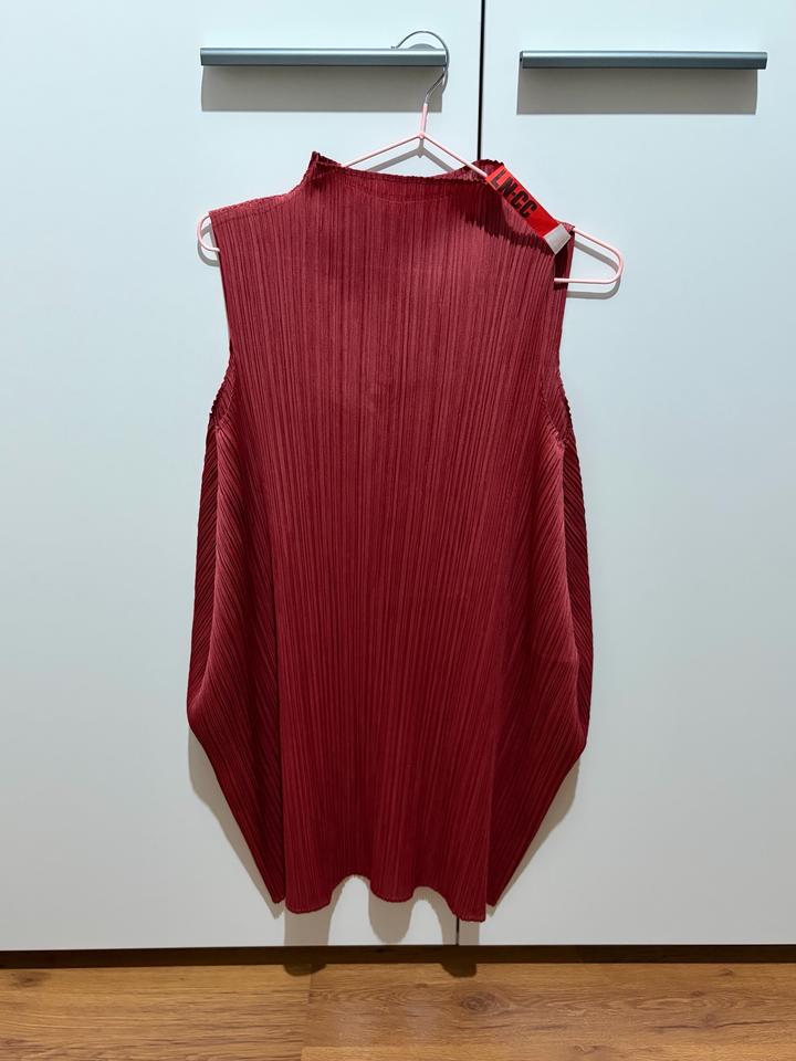 Топ Pleats Please Issey Miyake