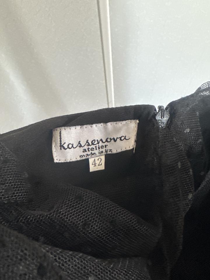 Черное платье