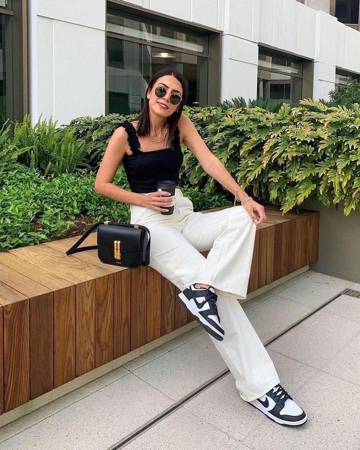 продам новые nike dunk low