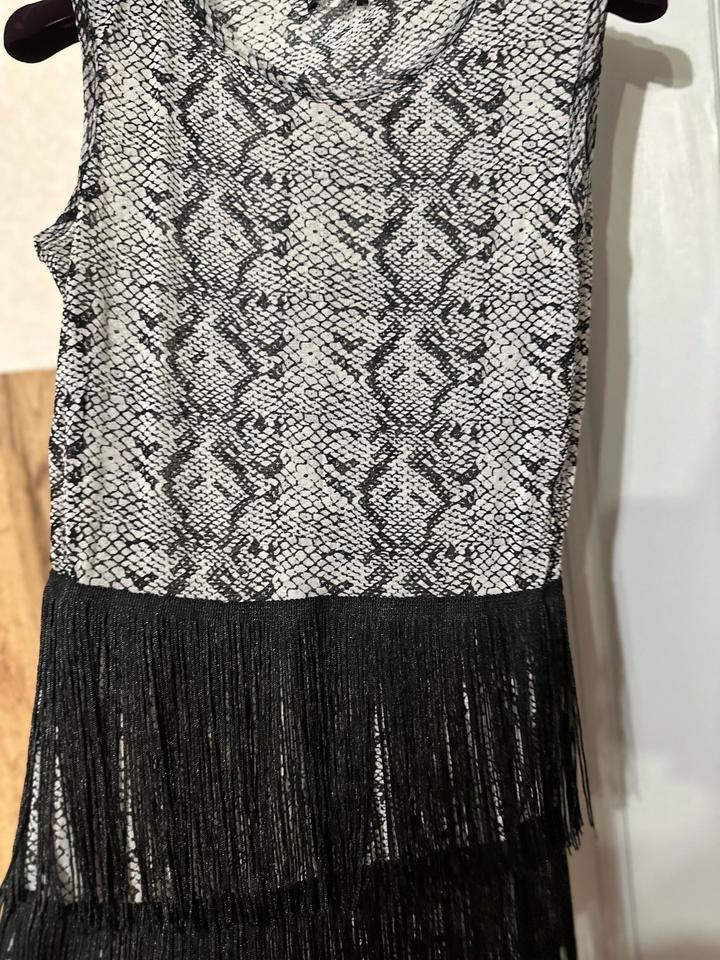 Топ с бахромой