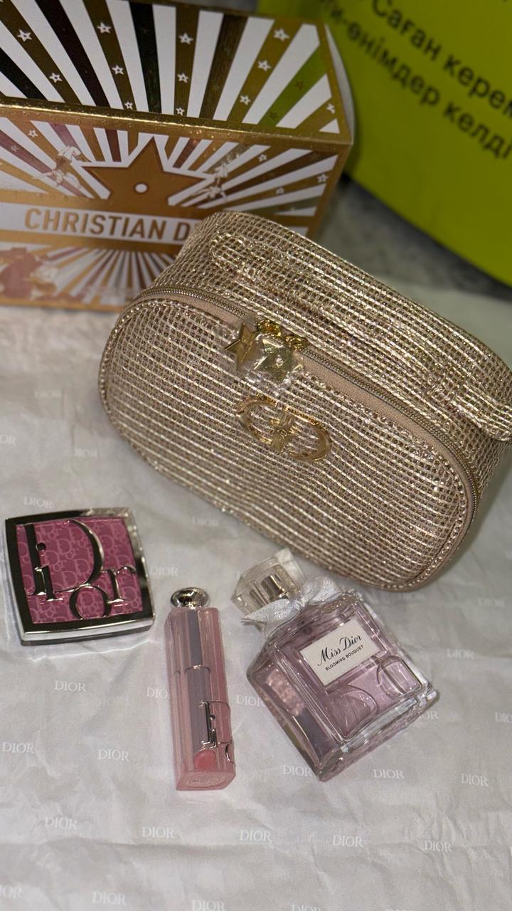 Dior бальзам для губ и румяна 01