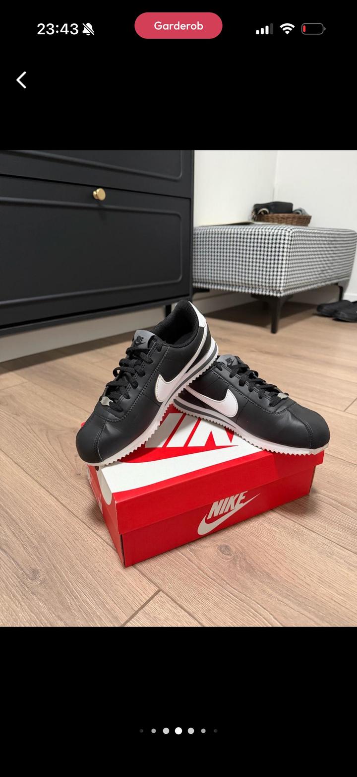 Nike Cortez