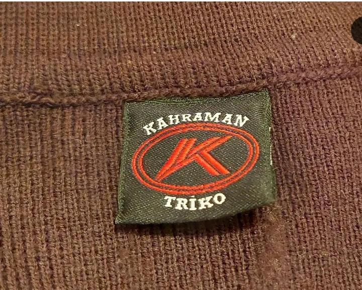 Свитер от бренда Kahraman Triko