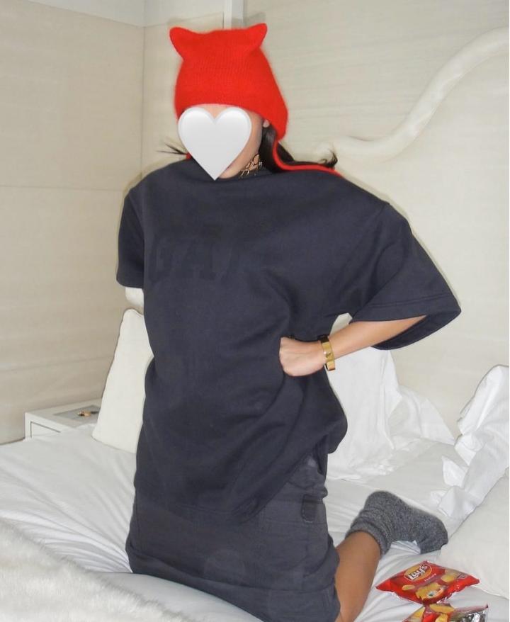 Чепчик красный